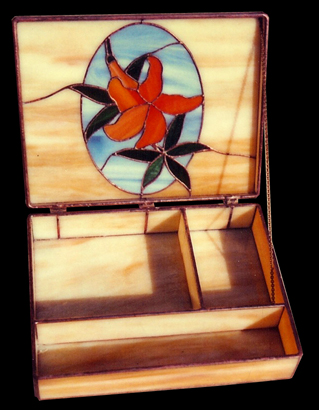Tiger Lily Box Chambers